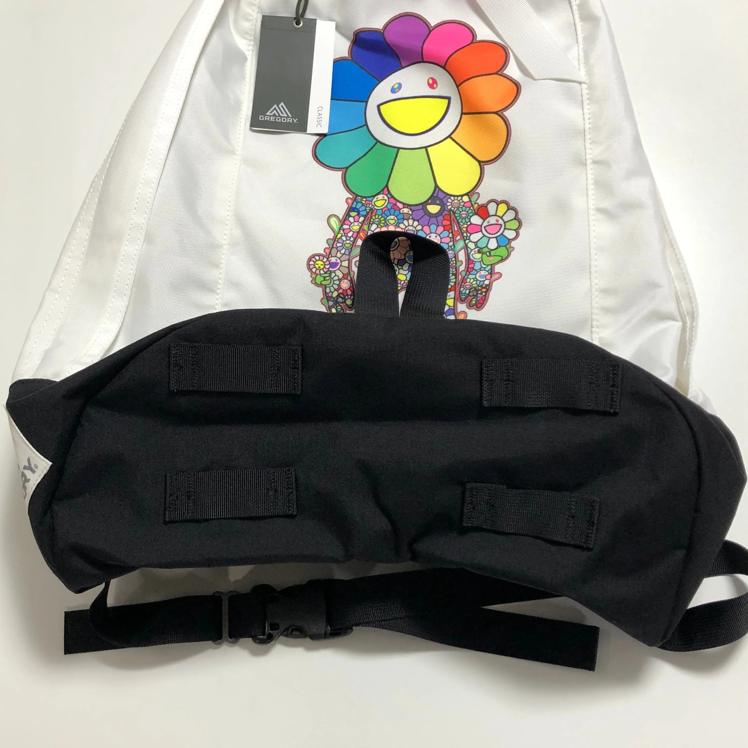[ Restock ] MURAKAMI TAKASHI x BEAMS x GREGORY Day Pack