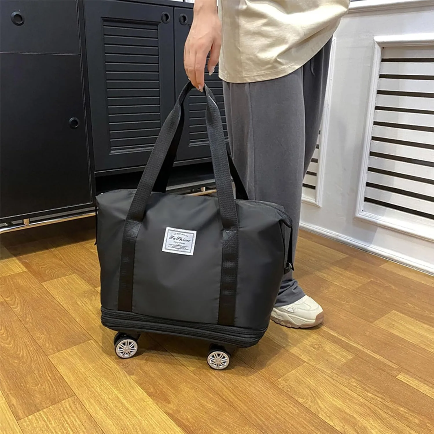 Beente Travel Bag with Wheels, Kulken Pepepo Lightweight Rolling Bag with Wheels, Universal Wheel Removable Duffle Bag (black)