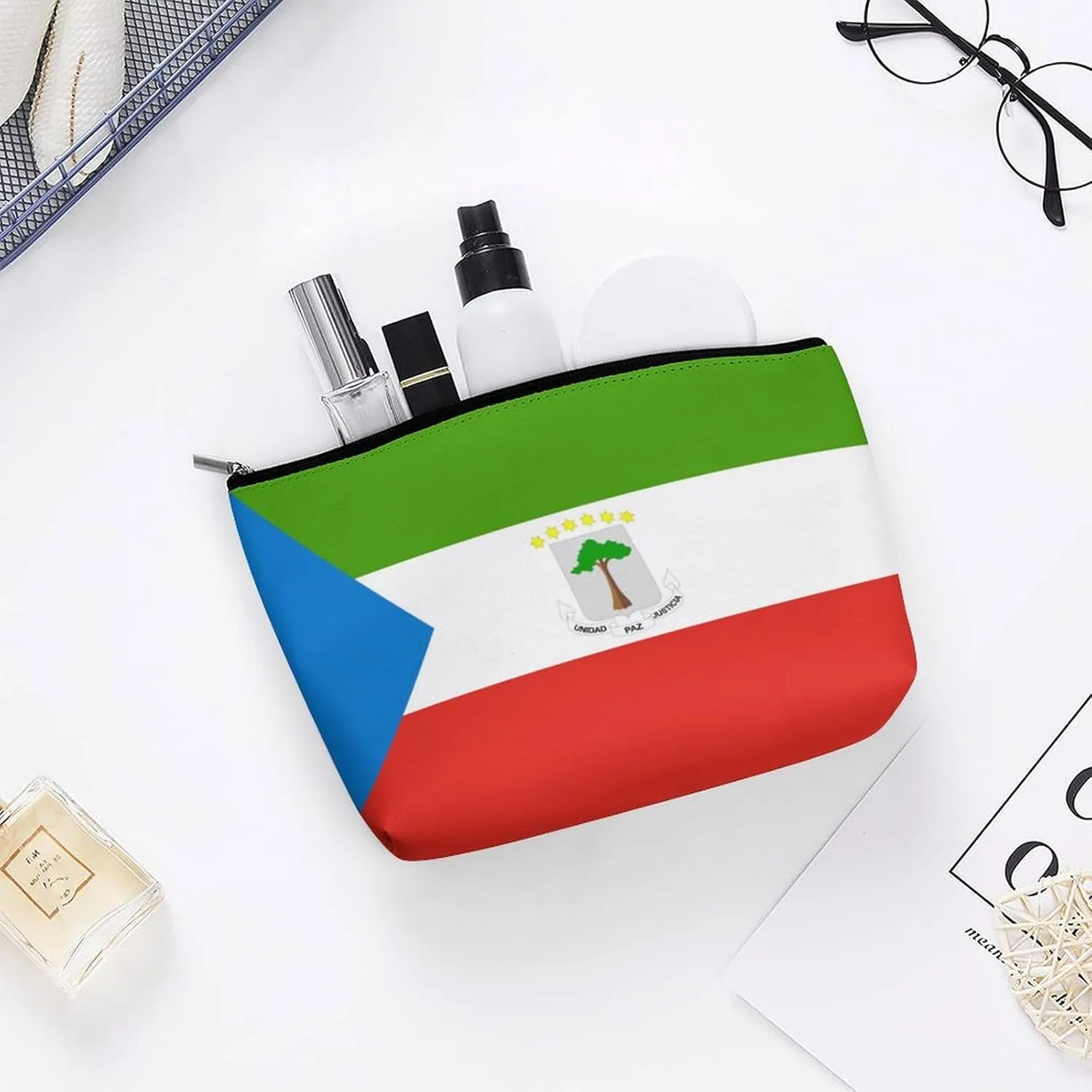 Equatorial Guinea Flag Cosmetic Bag Makeup Organizer Travel-Friendly Pouch for Girls Women