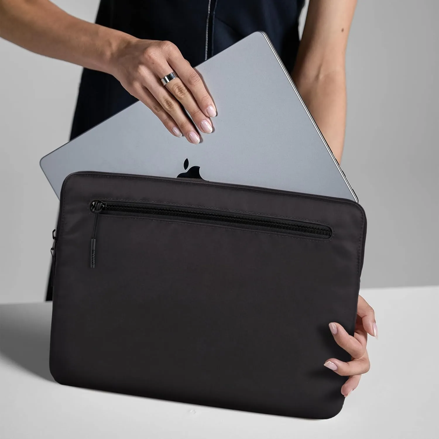 Incase Compact Laptop Sleeve with Flight Nylon - 13-inch MacBook/Laptop & iPad/Tablet Sleeve - Faux Fur Lining, Lightweight, Durable, Weather Resistant, Slip Pocket for Accessories - Flight Black