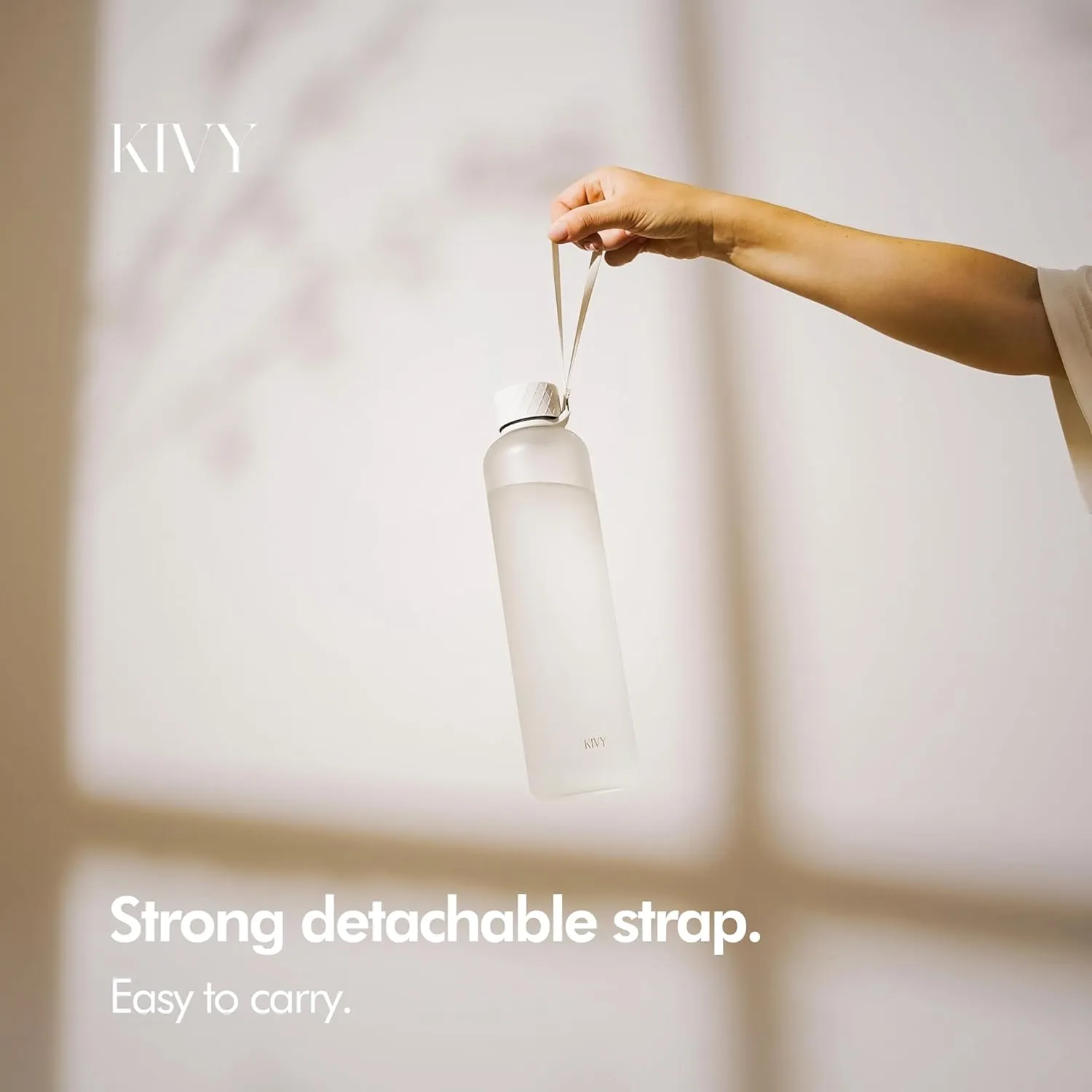 KIVY Slim Water Bottle 32oz [Lightweight & Shatterproof] Fits Cupholder & Backpack - Dishwasher safe water bottle no straw - Cute aesthetic water bottles screw top - Bpa free, Gold, White water bottle