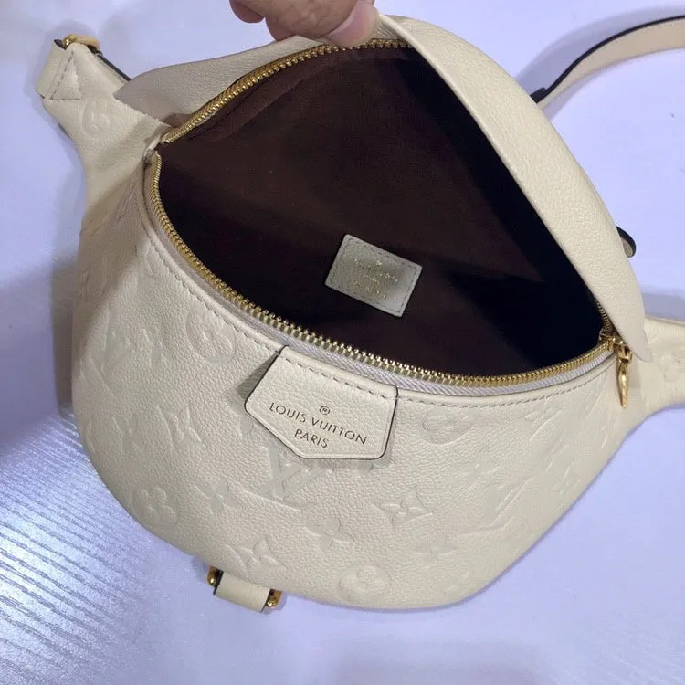 LOV2 Bags - Fashion Bags  1951