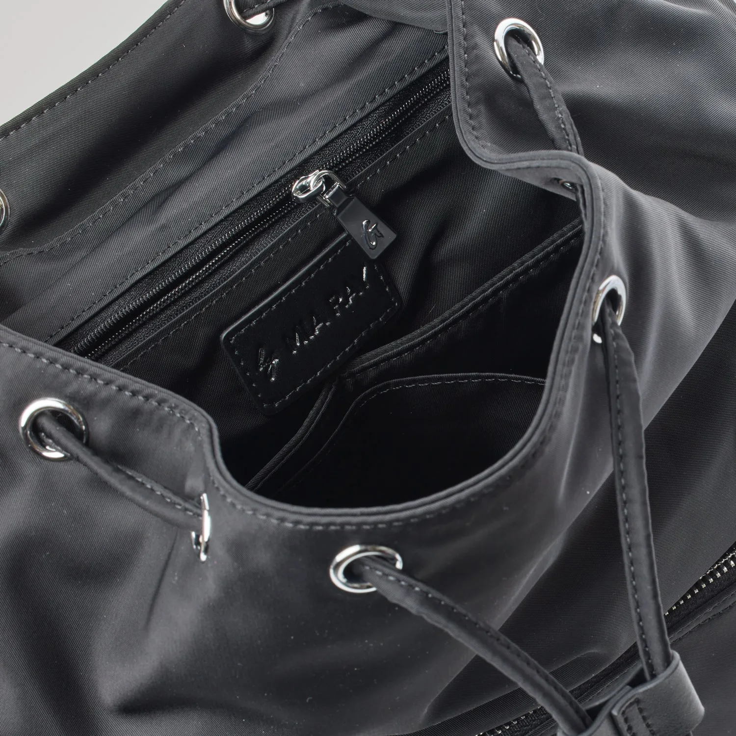 NYLON BACKPACK - BLACK