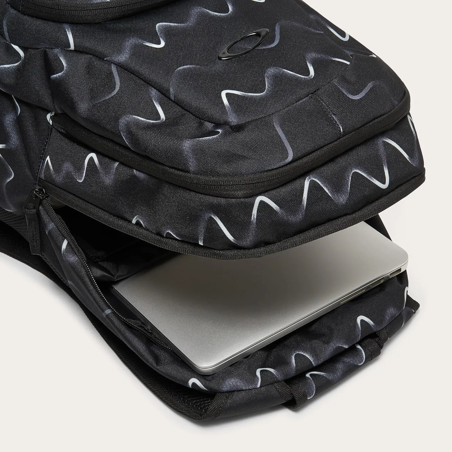 Oakley Backpacks Primer Recycled Laptop Bag, Vanish Lines Black, One Size