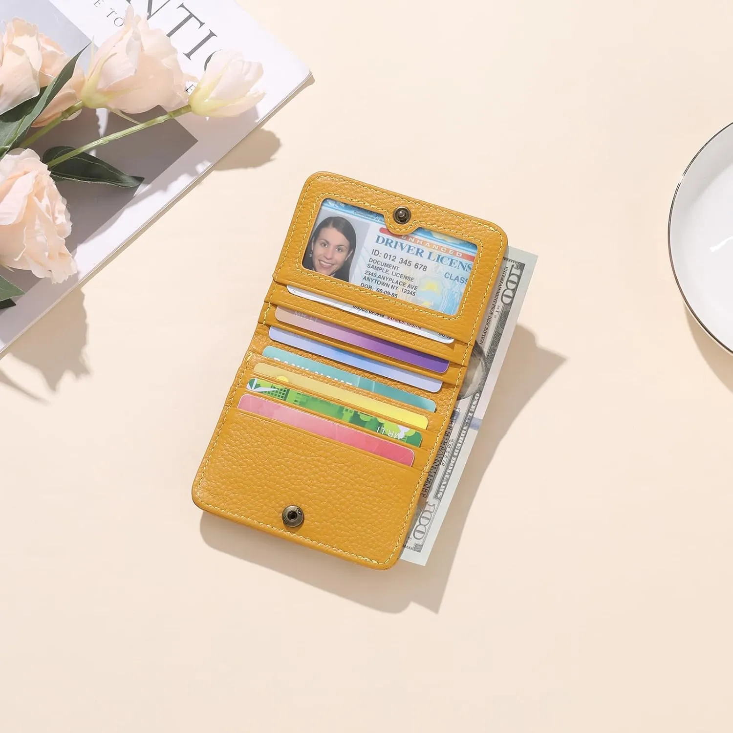 Small Wallet Women Compact RFID Blocking Credit Card Holder Bifold Genuine Leather Wallets with Zipper Coin Pocket