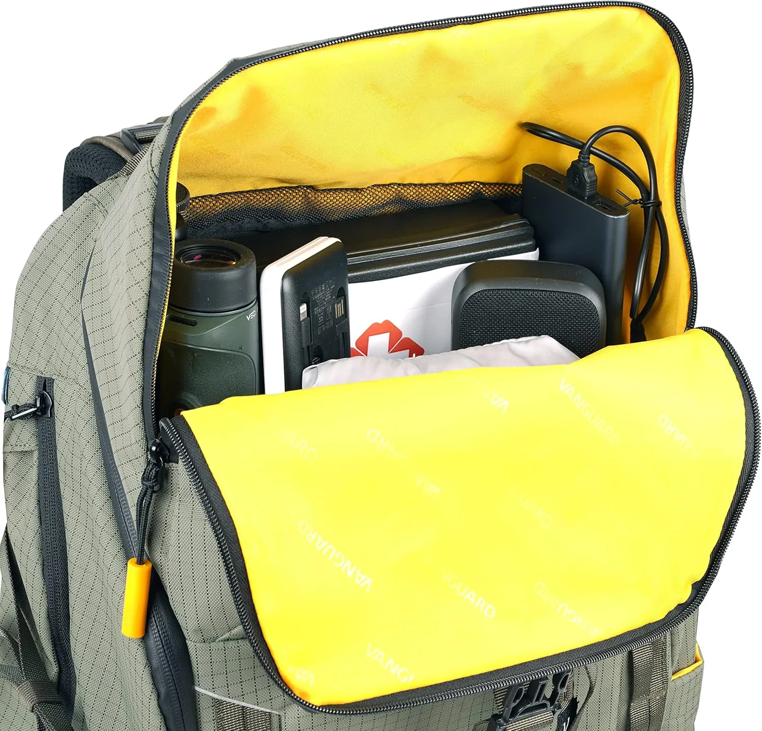 VANGUARD VEO Active 42 Camera Backpack, Khaki Green